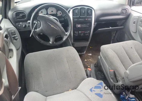 2005 Chrysler Town & Country Touring z USA, uszkodzony, nr VIN 2C4GP54L55R440613